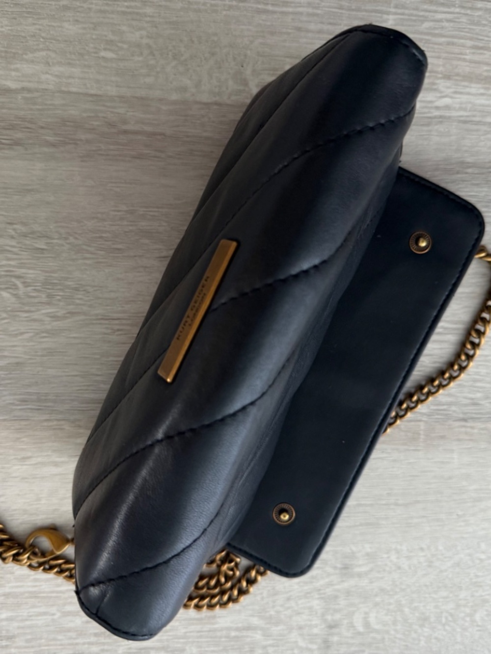 KURT GEIGER London Women’s Soho Black Leather Wallet/Crossbody Purse - Picture 9 of 15